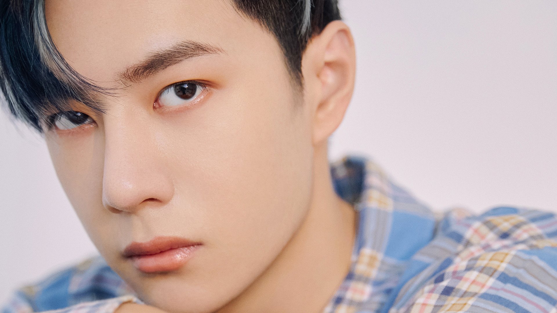 九游娱乐官网 (jiuyou)-字母哥表示保持防守强度才能持续连胜，字母哥持球进攻